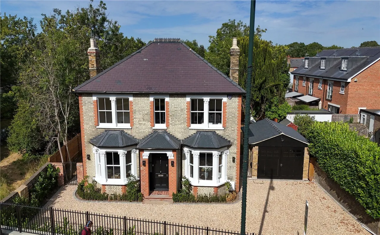 High Street, Hampton Hill, TW12, photo 45