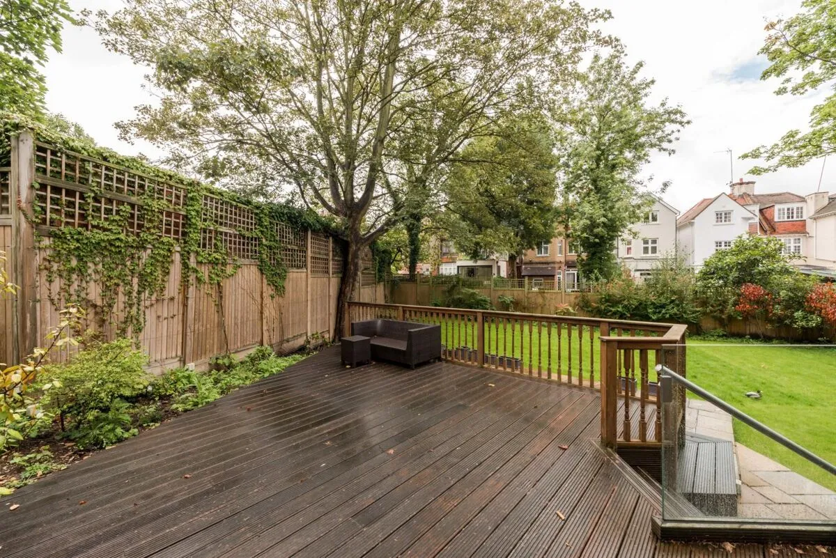 Wellgarth Road, London, NW11, photo 19