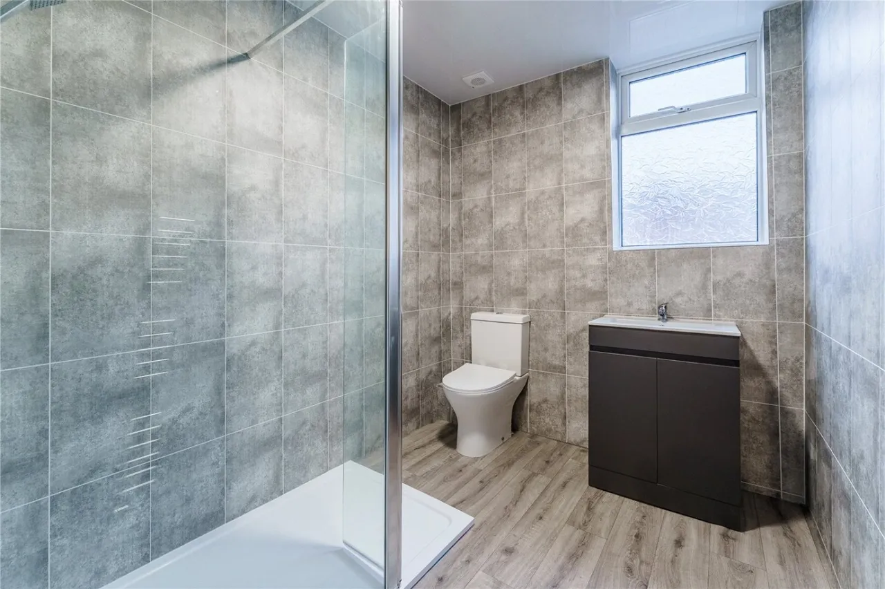 Field Crescent, South Elmsall, WF9, photo 6