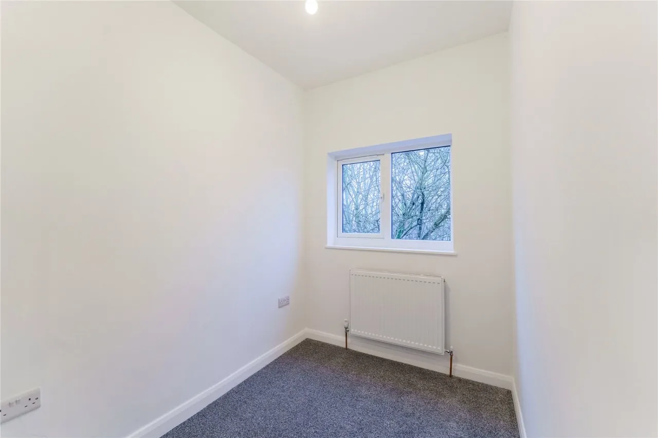 Field Crescent, South Elmsall, WF9, photo 14