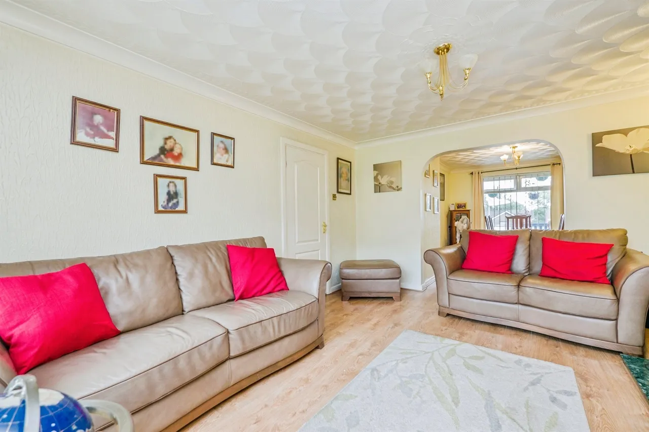Hill Rise, Llanedeyrn, CF23, photo 4
