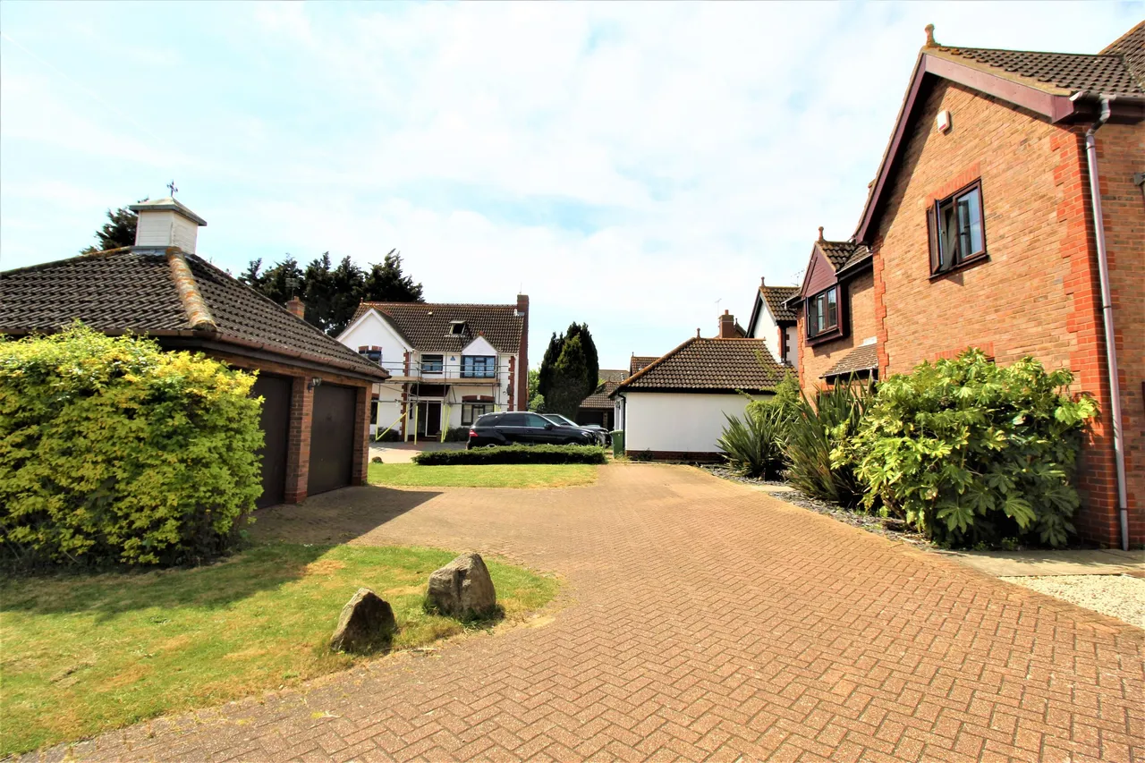 Bromley, Grays, Essex, RM17 6LE, photo 4