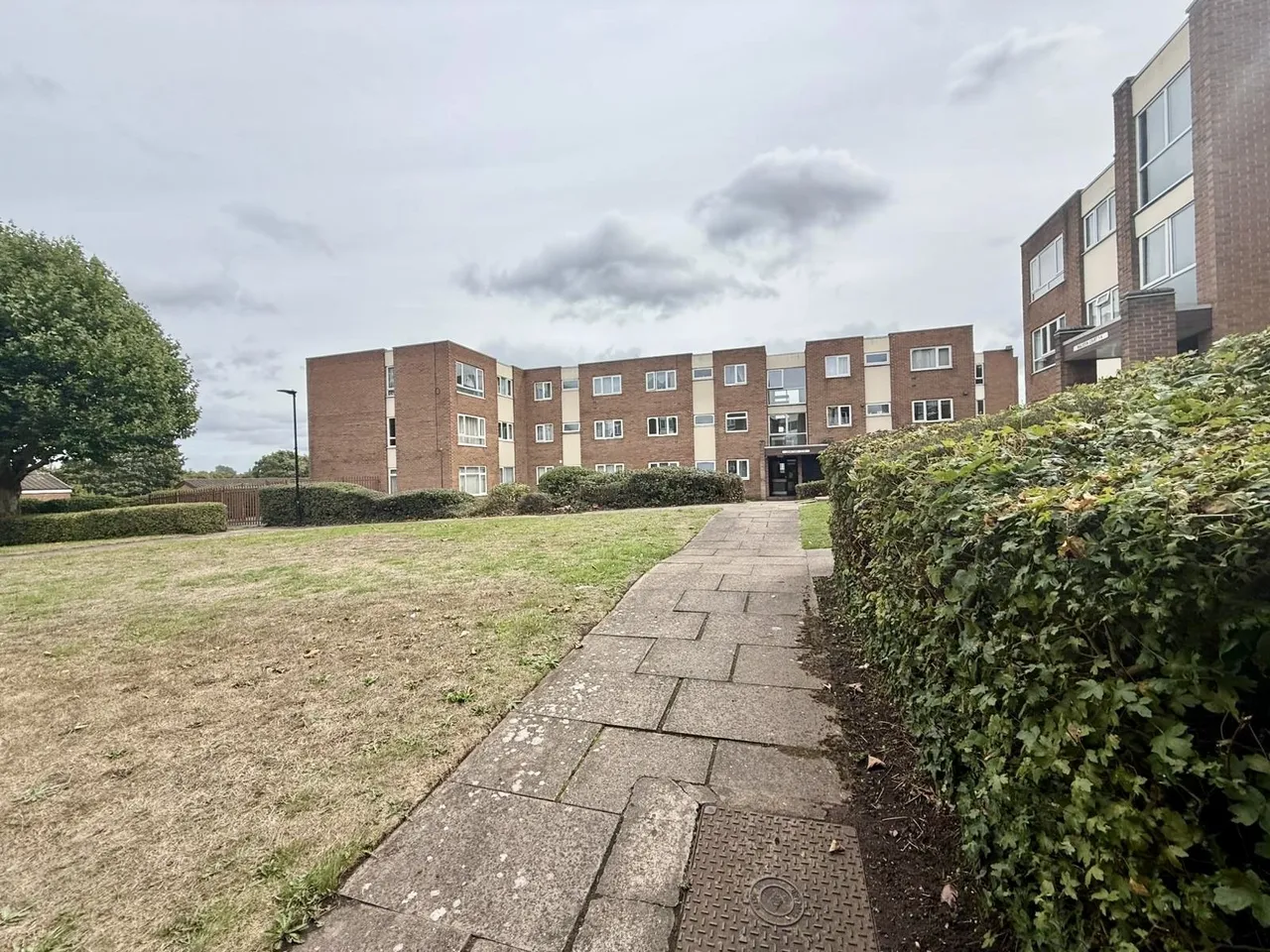 2 bed flat to rent, Newland Court, Erdington, B23