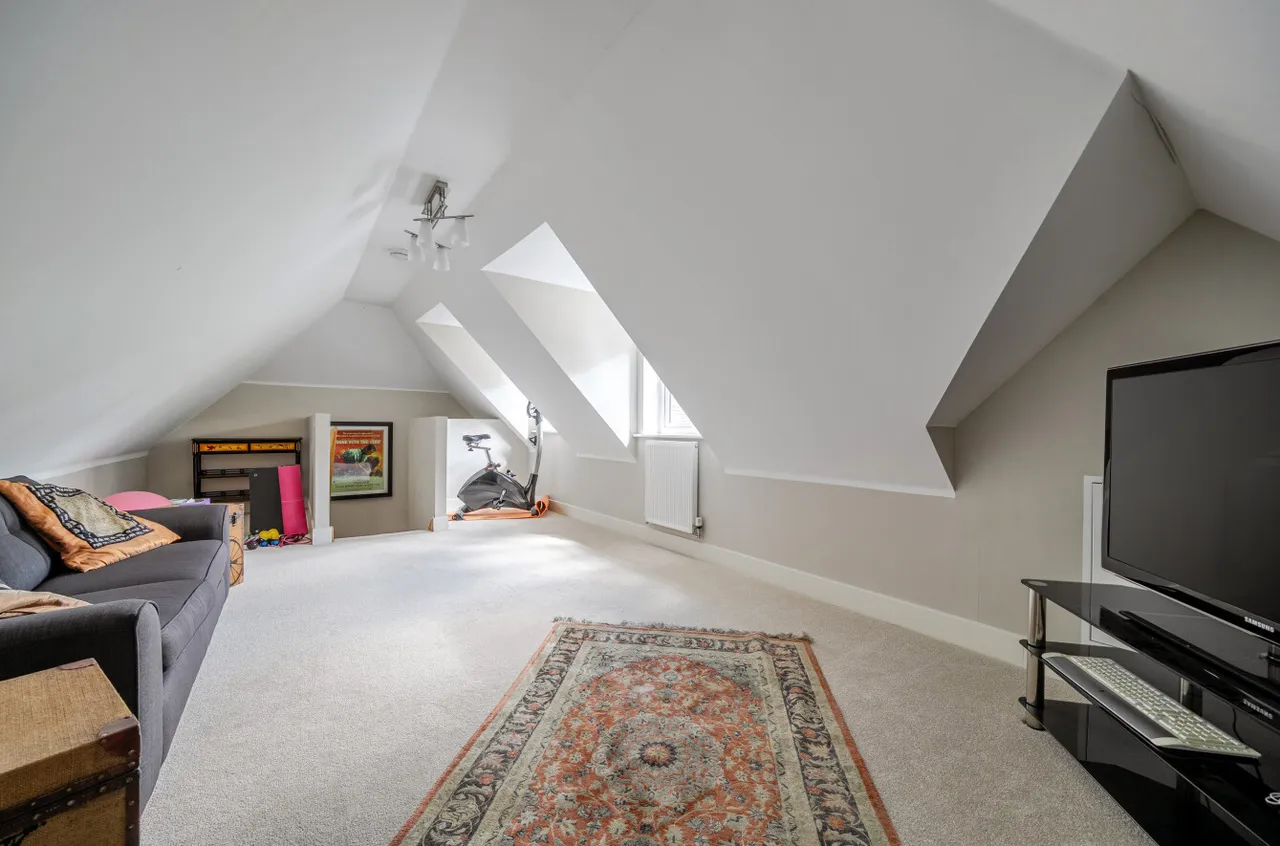 Romans Close, Guildford, GU1, photo 28