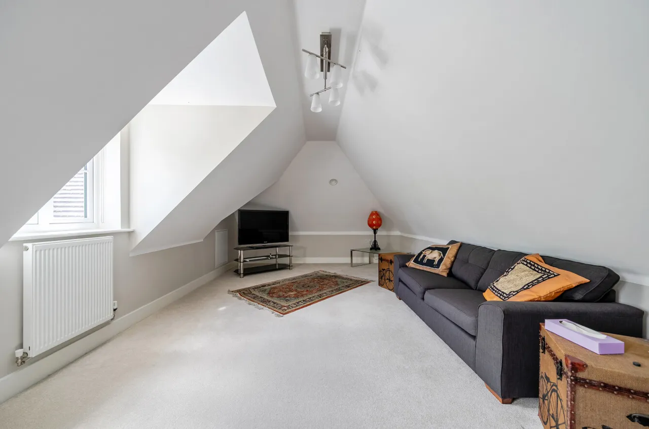 Romans Close, Guildford, GU1, photo 29