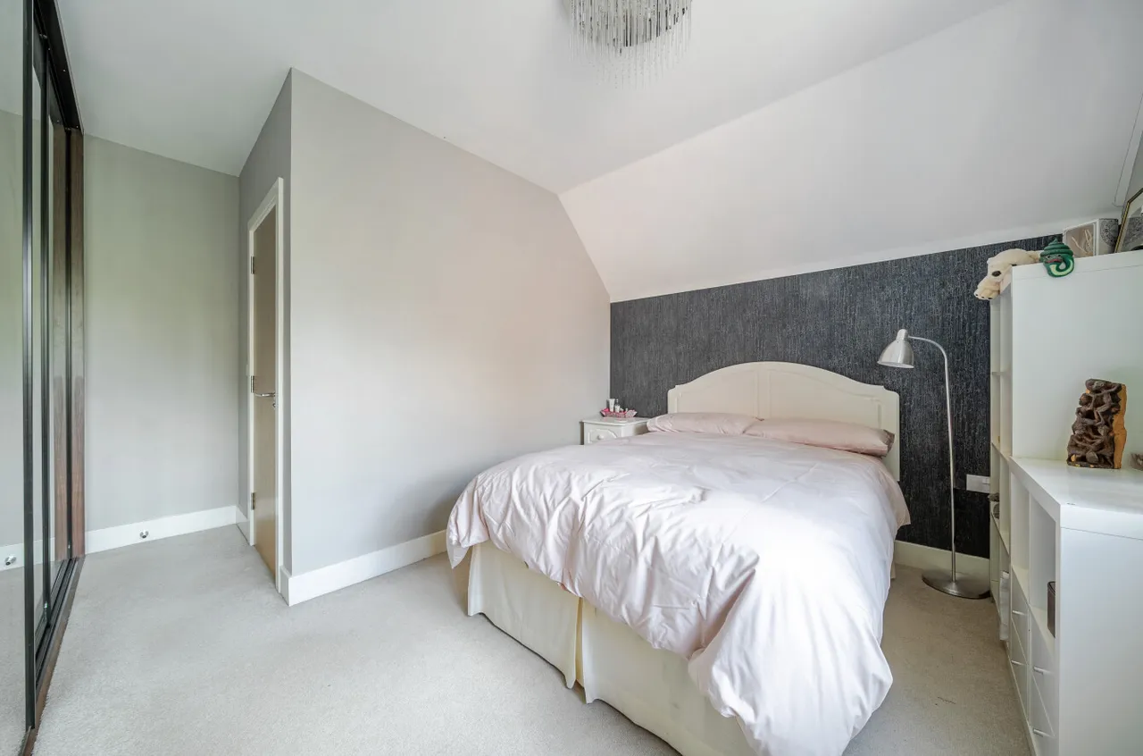Romans Close, Guildford, GU1, photo 18
