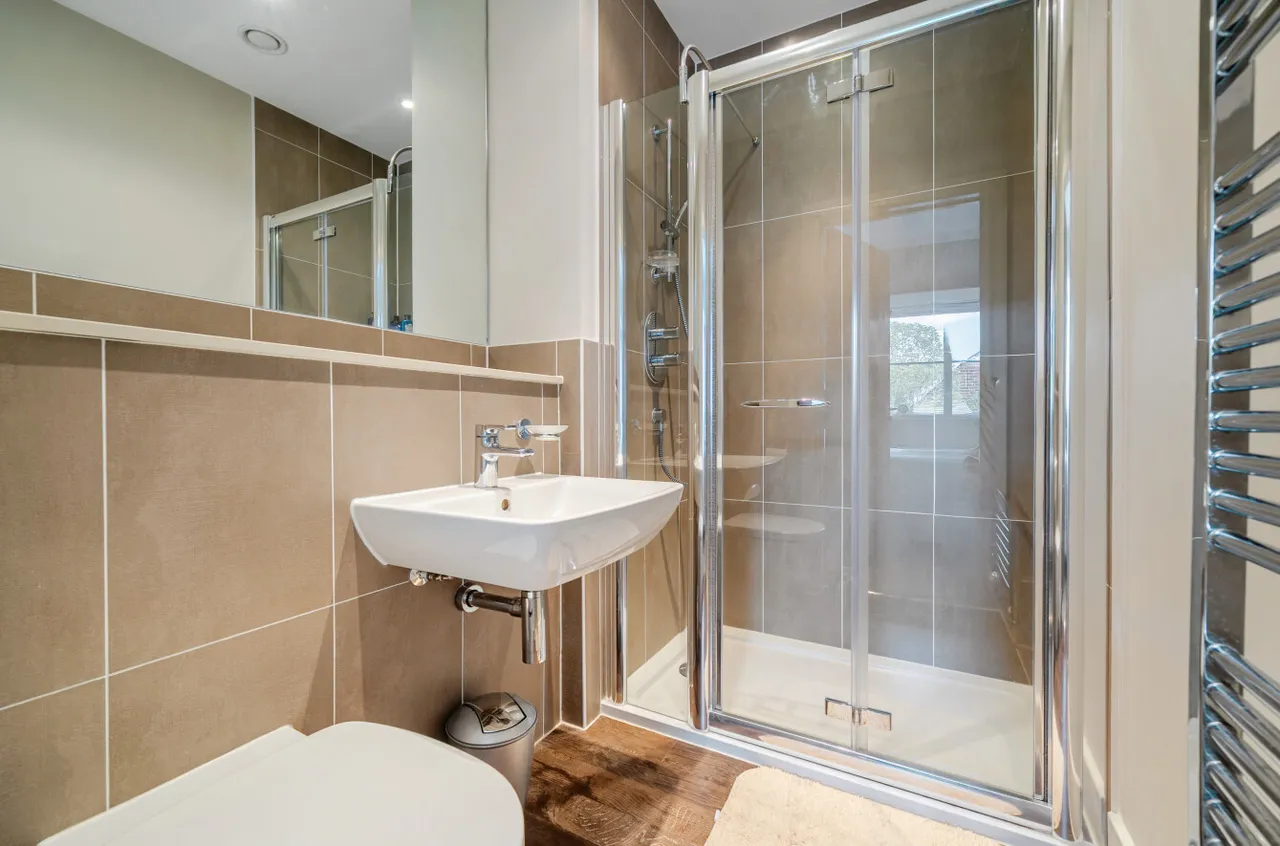 Romans Close, Guildford, GU1, photo 21