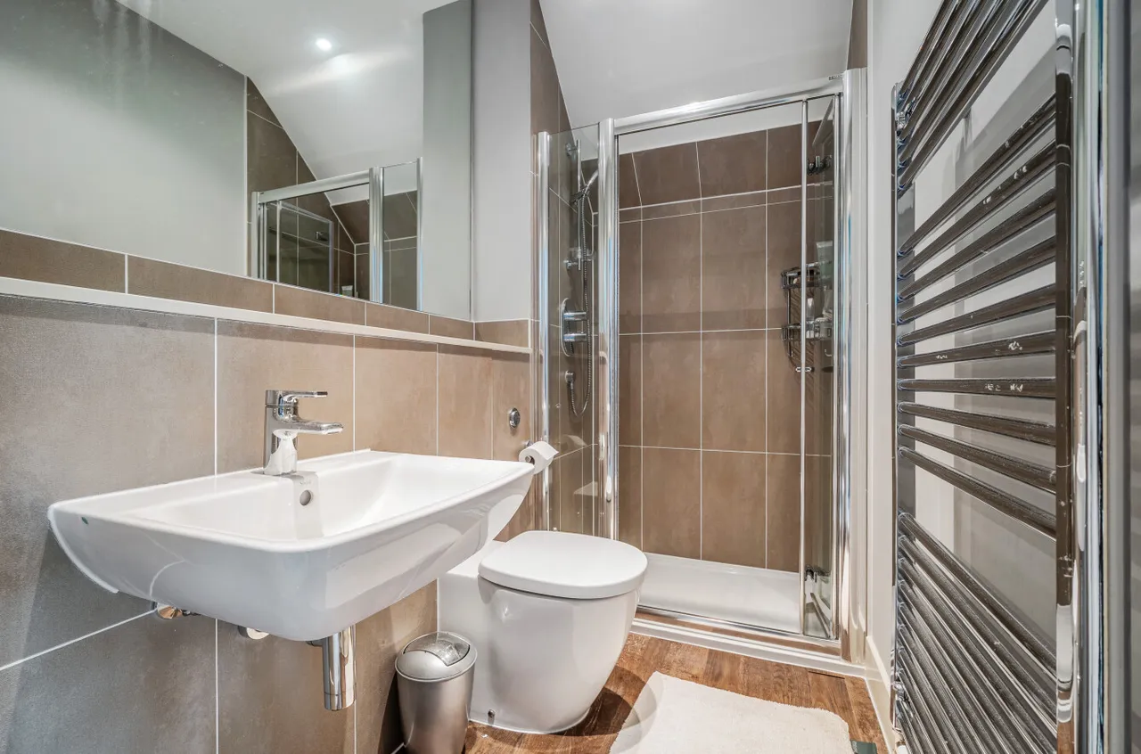 Romans Close, Guildford, GU1, photo 19