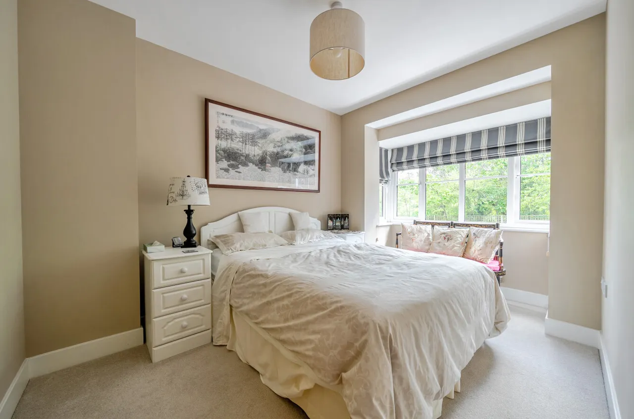 Romans Close, Guildford, GU1, photo 22