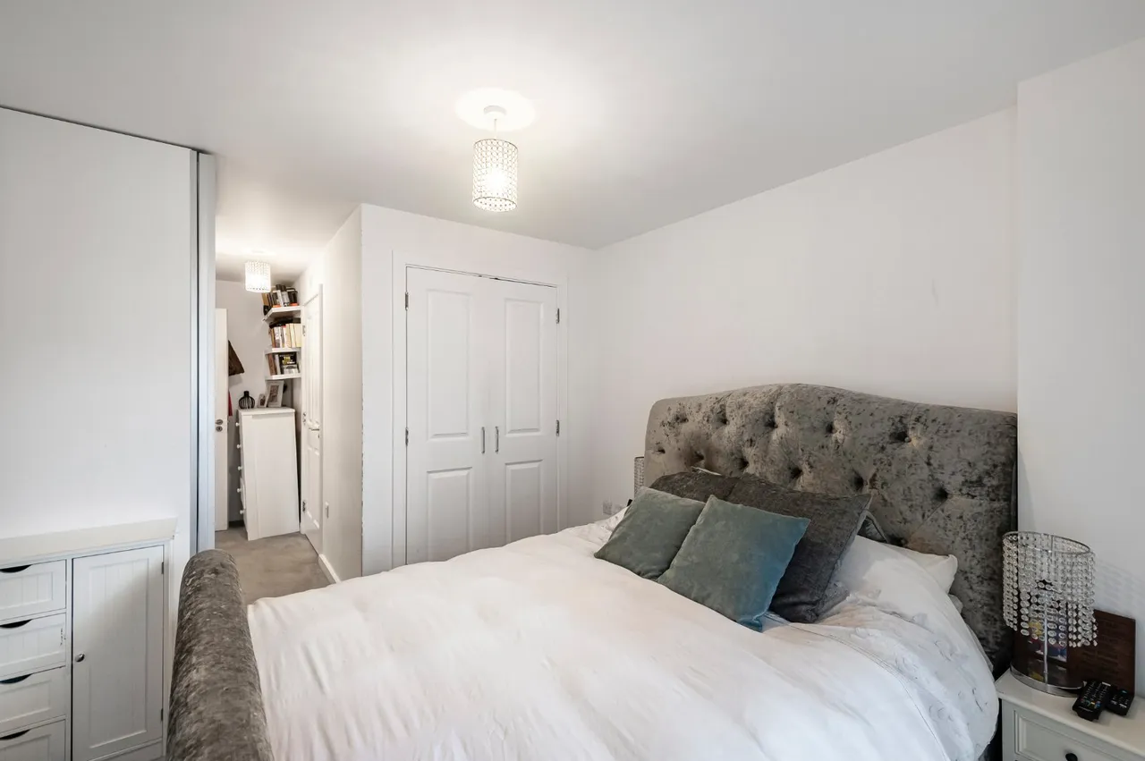 Mullins Place, London, SW4, photo 5
