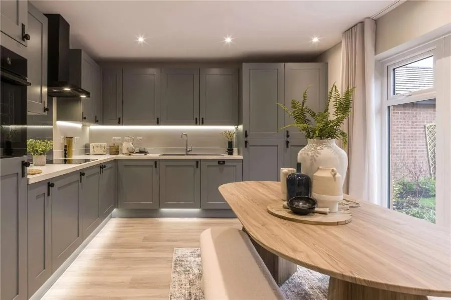 3 bed house for sale, Monterey Gardens, RG23
