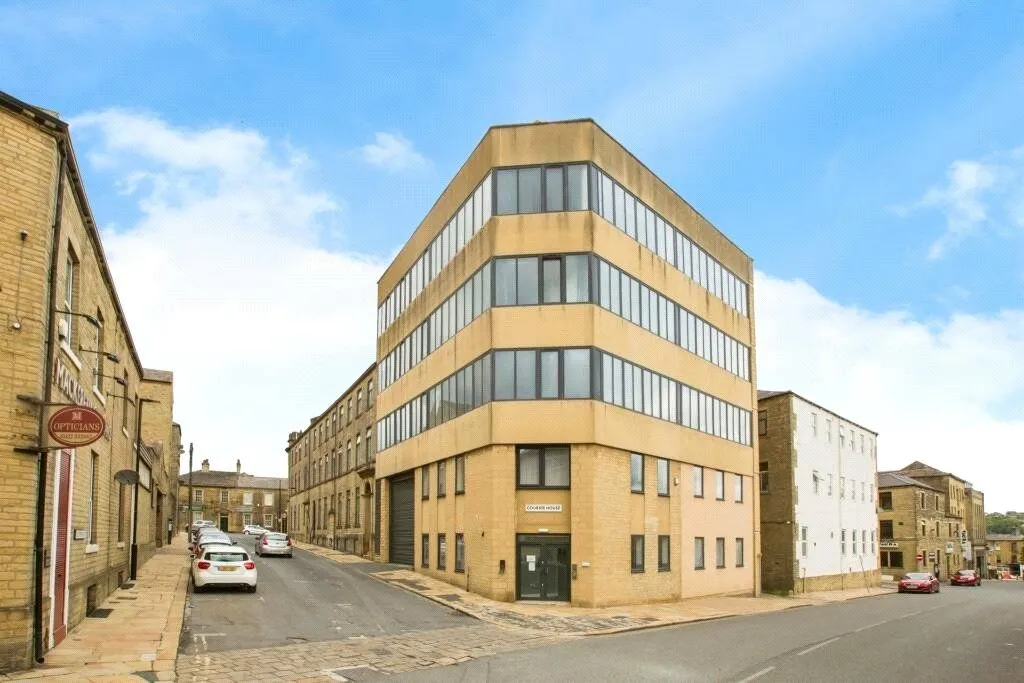 King Cross Street, Halifax, HX1, photo 10