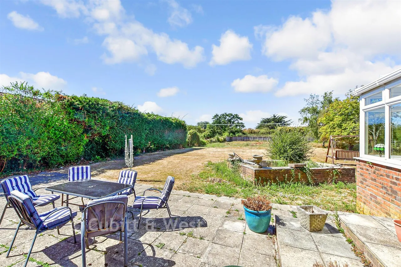 Havant Road, Hayling Island, PO11, photo 15