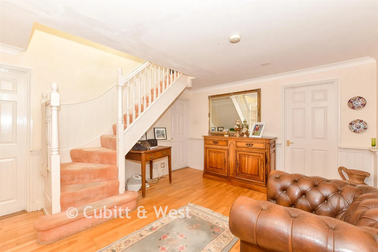 Havant Road, Hayling Island, PO11, photo 6