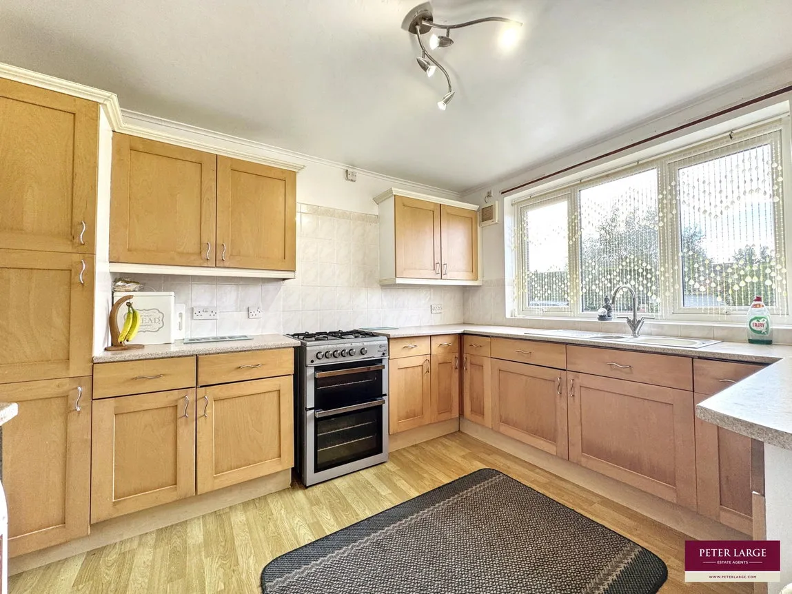 Denbigh Circle, Kinmel Bay, LL18, photo 7