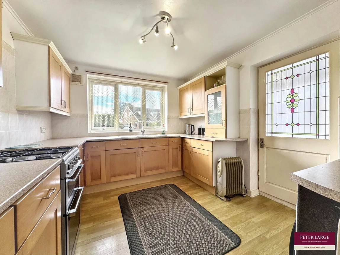 Denbigh Circle, Kinmel Bay, LL18, photo 3