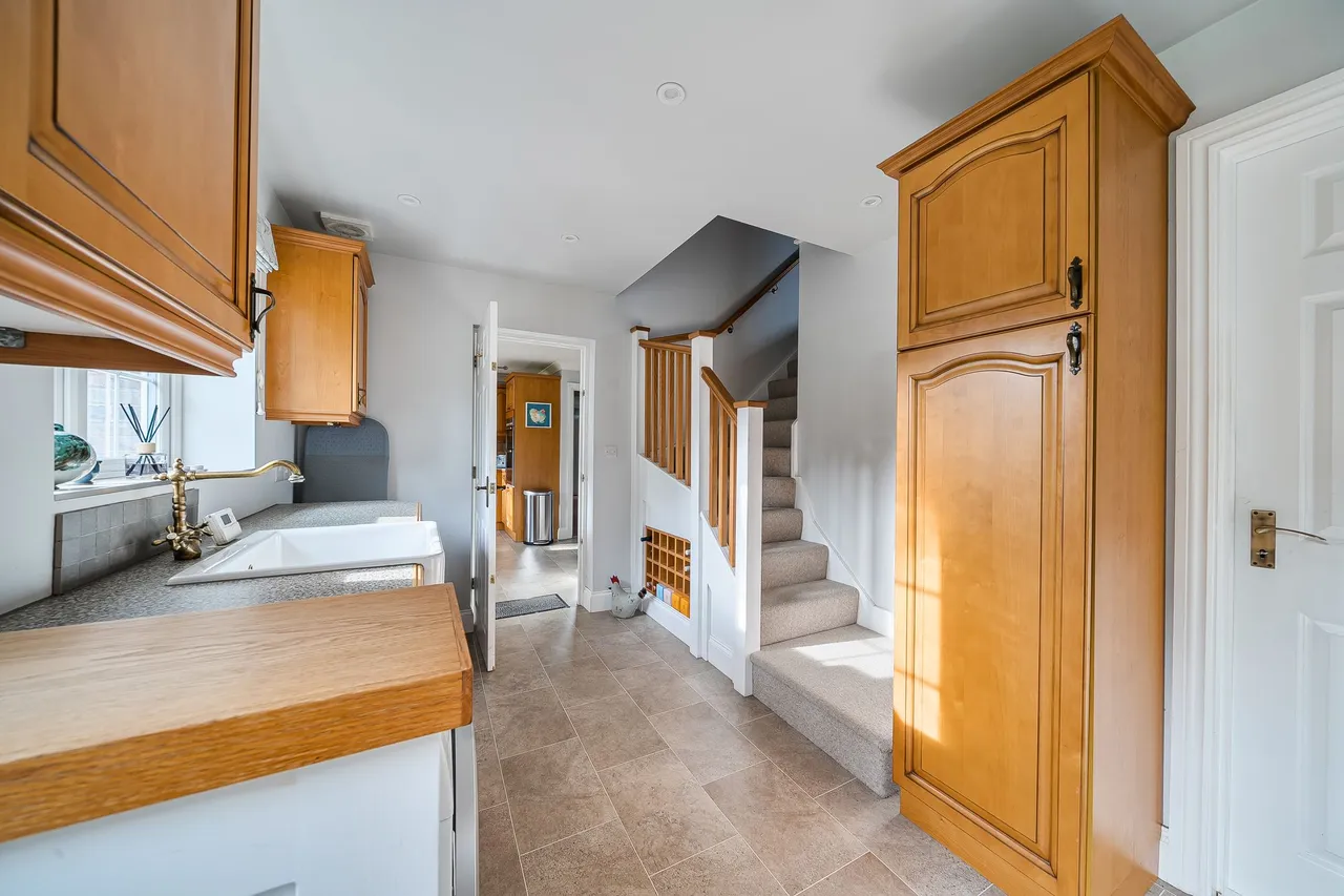 Chestnut Close, Storrington, RH20, photo 16