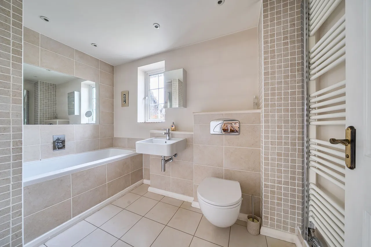 Chestnut Close, Storrington, RH20, photo 29