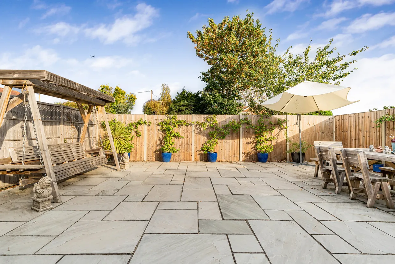 Ashgrove Road, Ashford, TW15, photo 14