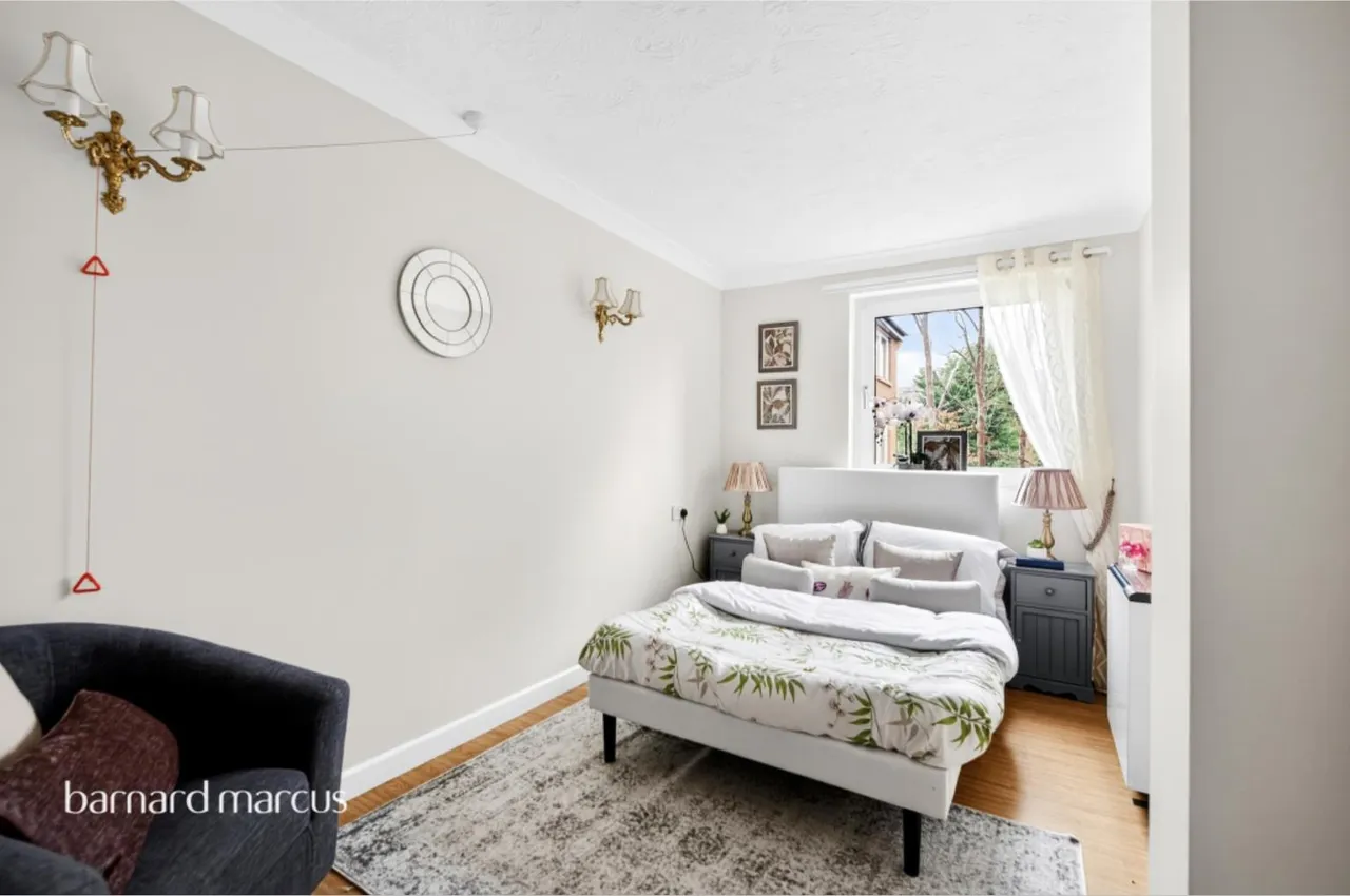 Linkfield Lane, Redhill, RH1, photo 4