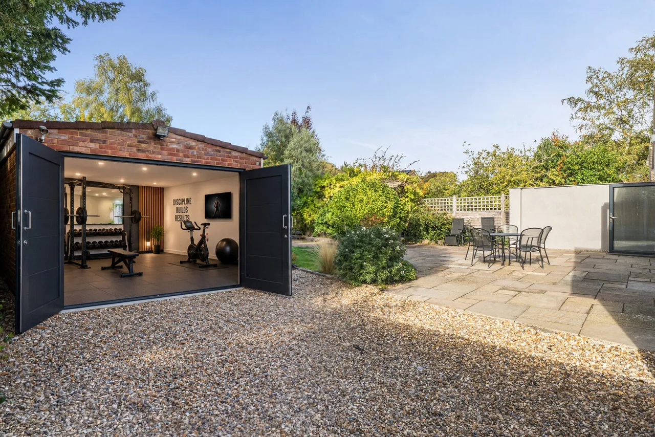 Nicholas Road, Henley-on-Thames, RG9, photo 17
