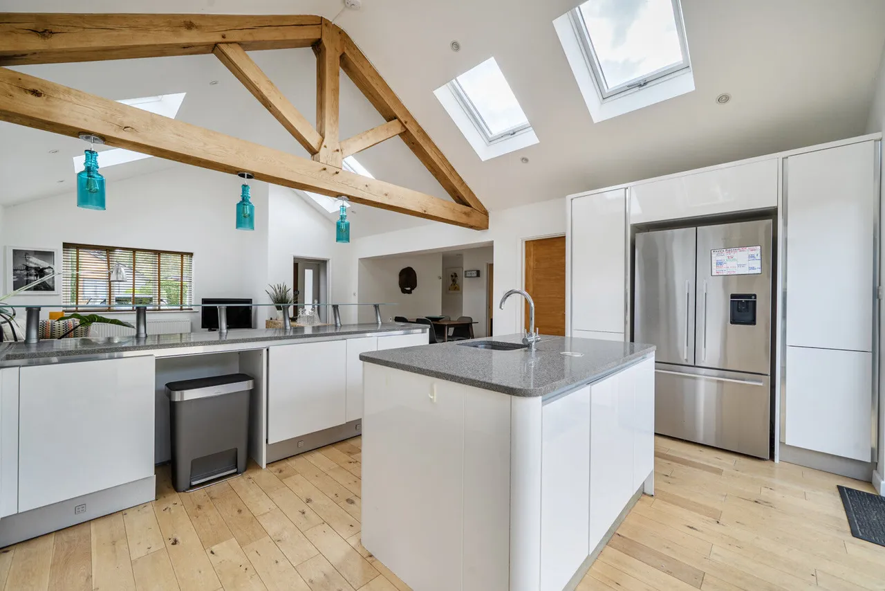 Nicholas Road, Henley-on-Thames, RG9, photo 6