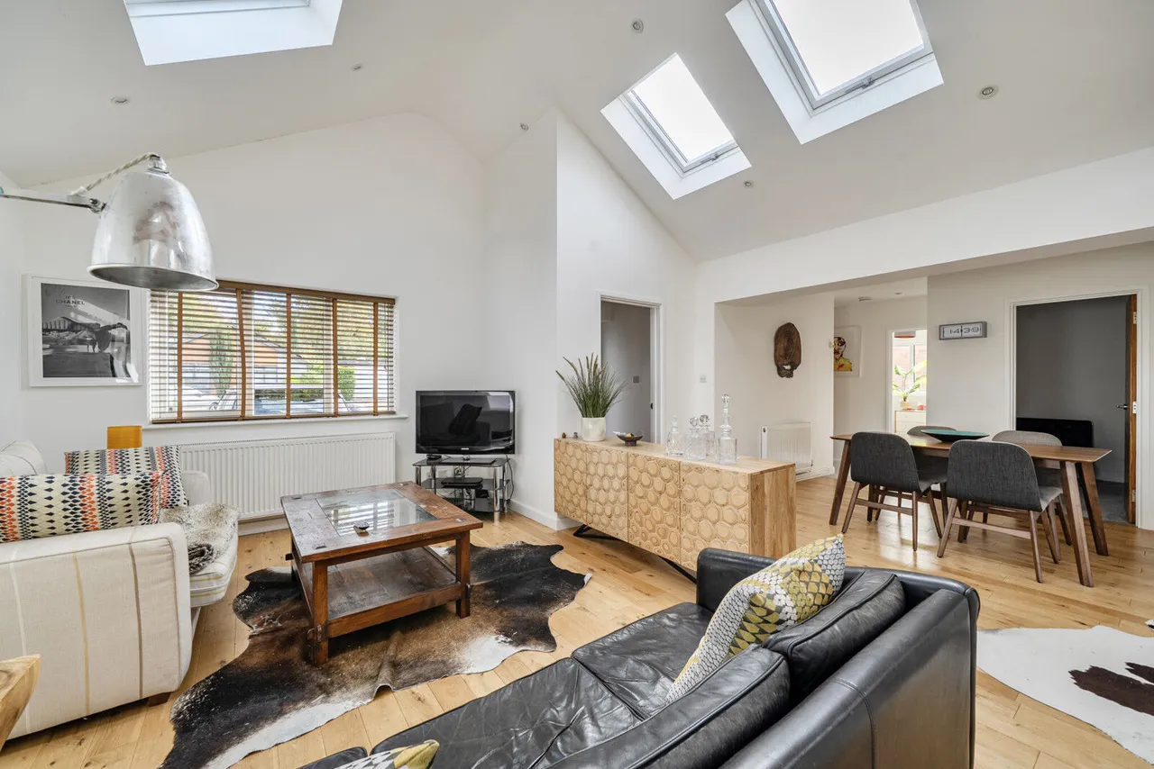 Nicholas Road, Henley-on-Thames, RG9, photo 2
