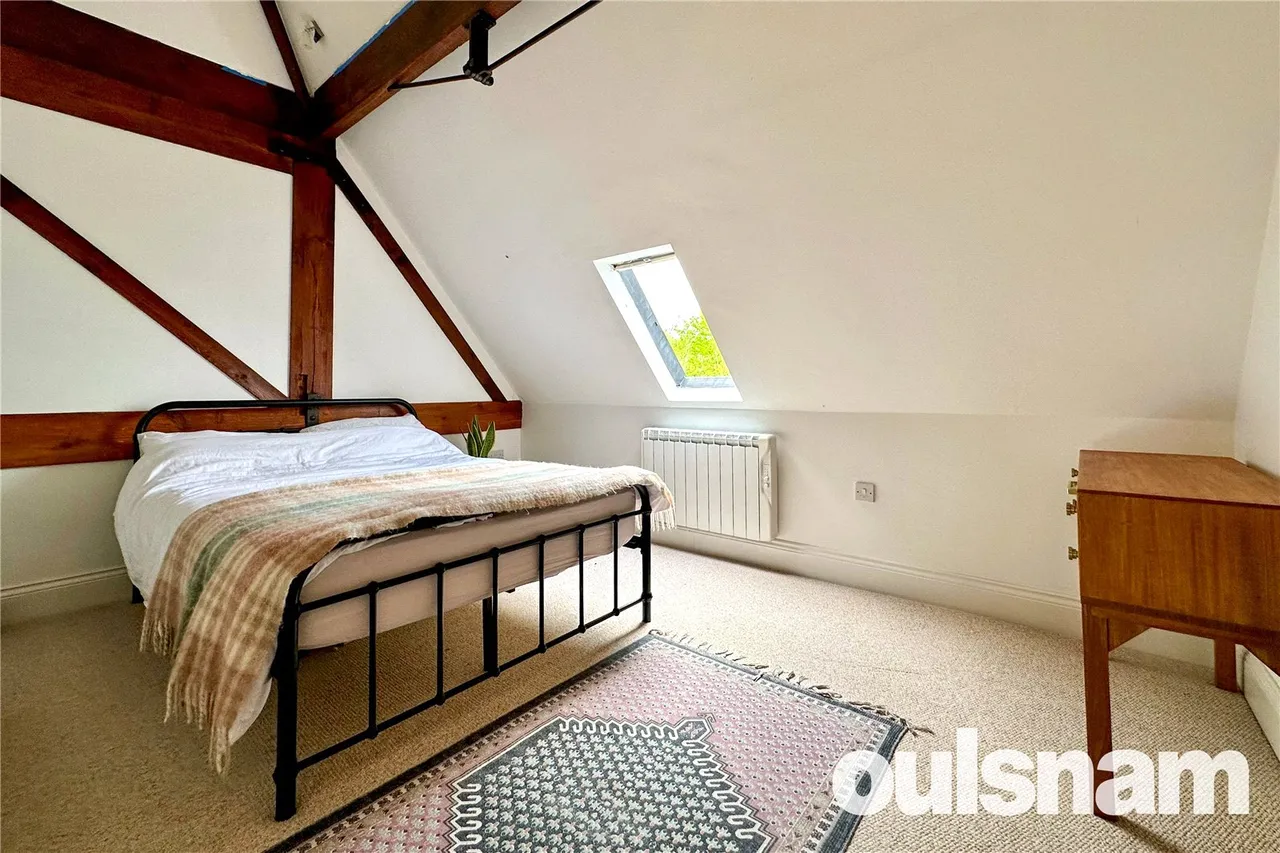 Santridge Lane, Bromsgrove, Worcestershire, B61 8JY, photo 11