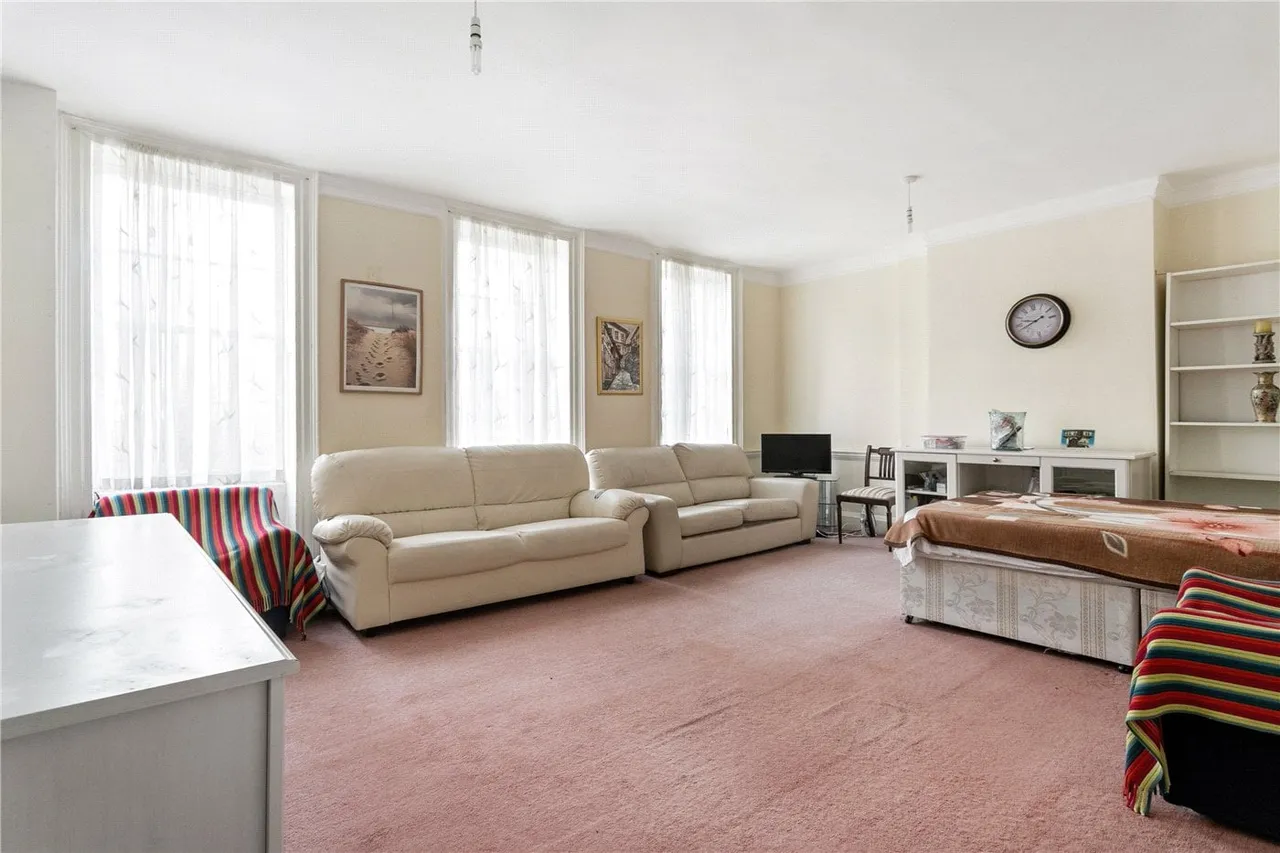 Smalley Close, London, N16, photo 2
