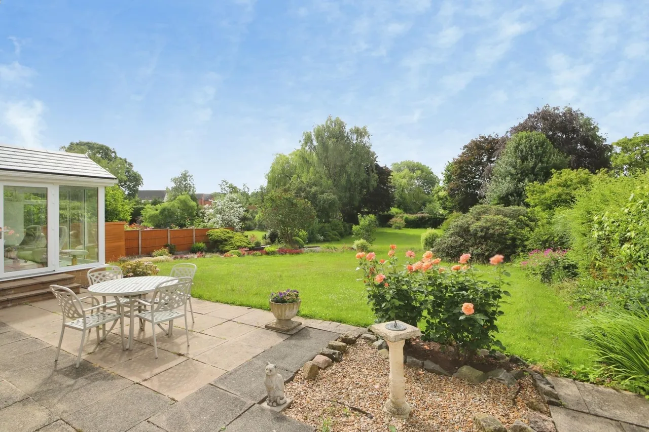Heather Lane, Packington, LE65, photo 19