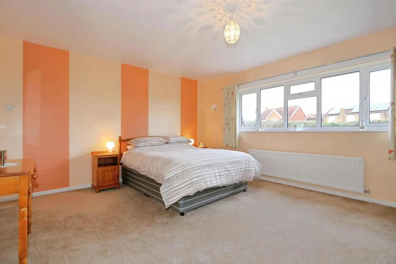 Heather Lane, Packington, LE65, photo 15
