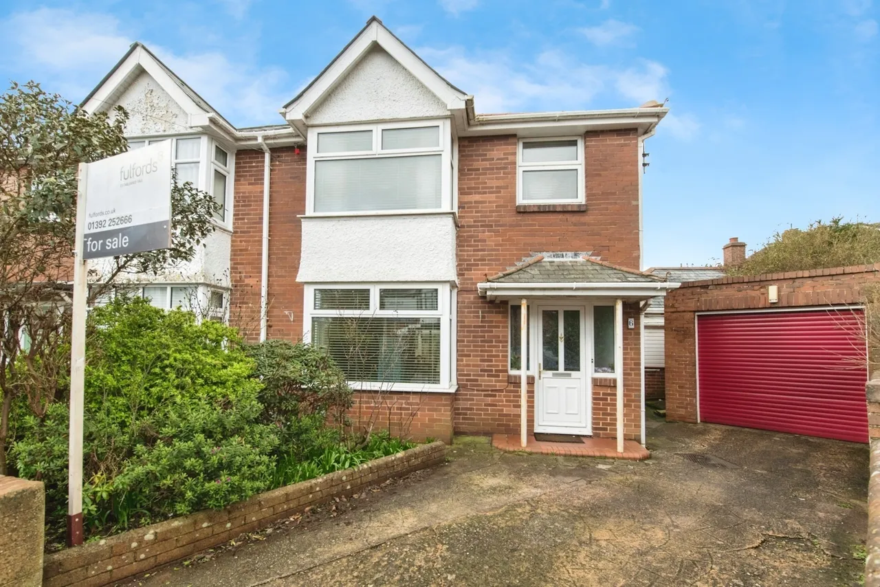 3 bed house for sale, Broom Close, Exeter, EX2
