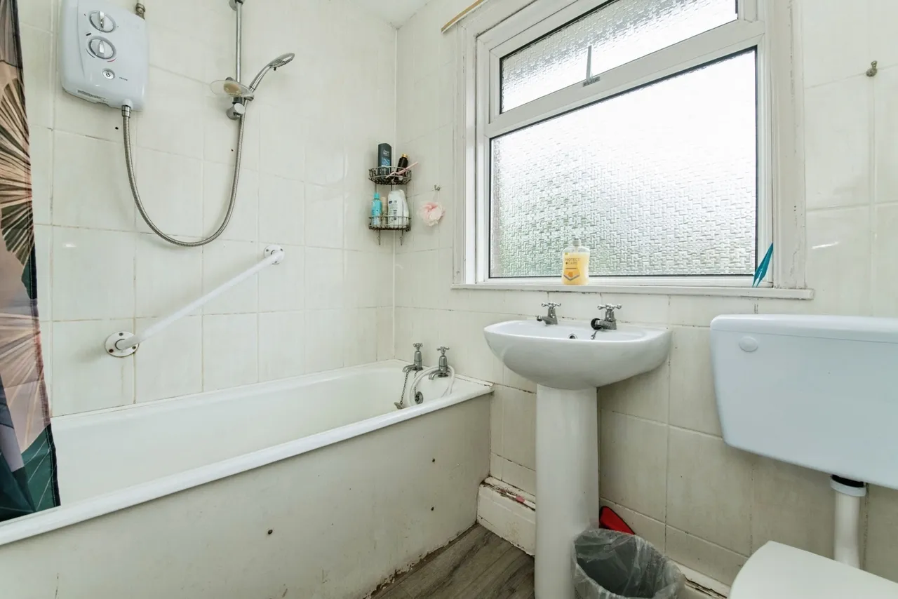 Broom Close, Exeter, EX2, photo 12