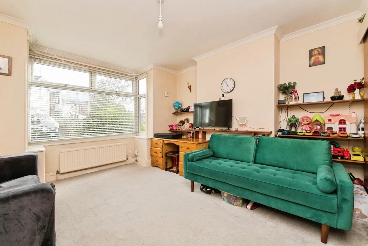 Broom Close, Exeter, EX2, photo 2
