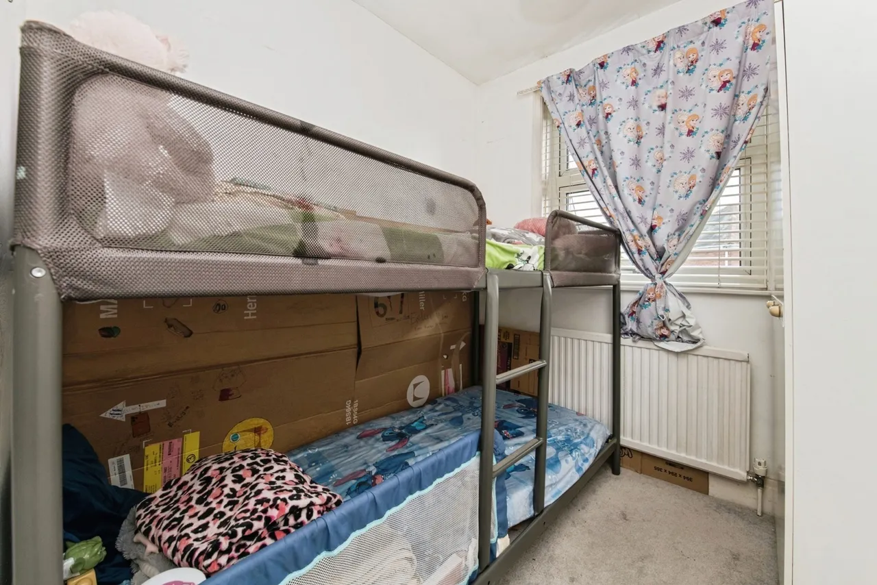 Broom Close, Exeter, EX2, photo 11