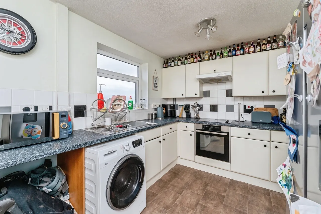 Uwch Y Mor, Pentre Halkyn, CH8, photo 9