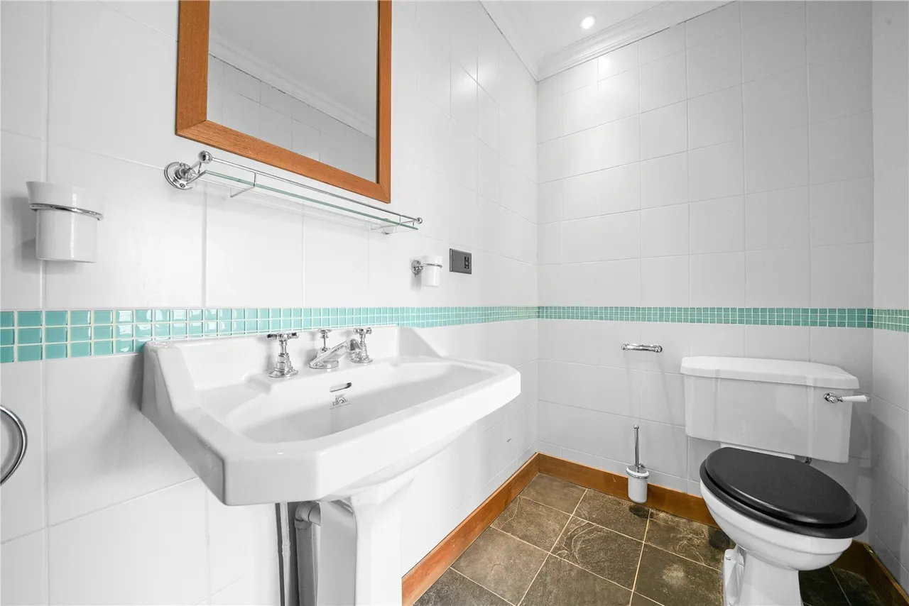 Prince Of Wales Drive, London, SW11, photo 16