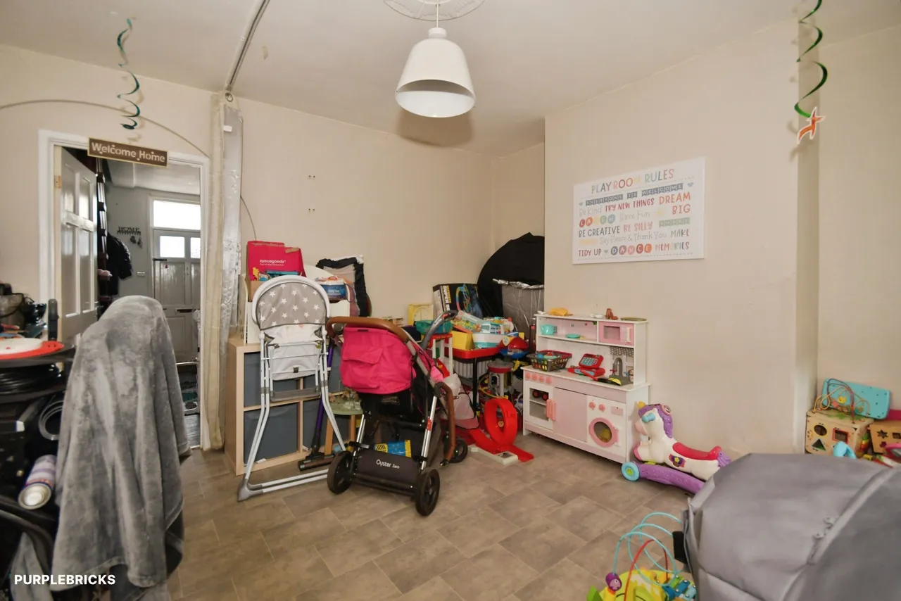 Chapman Lane, Chesterfield, S42, photo 7