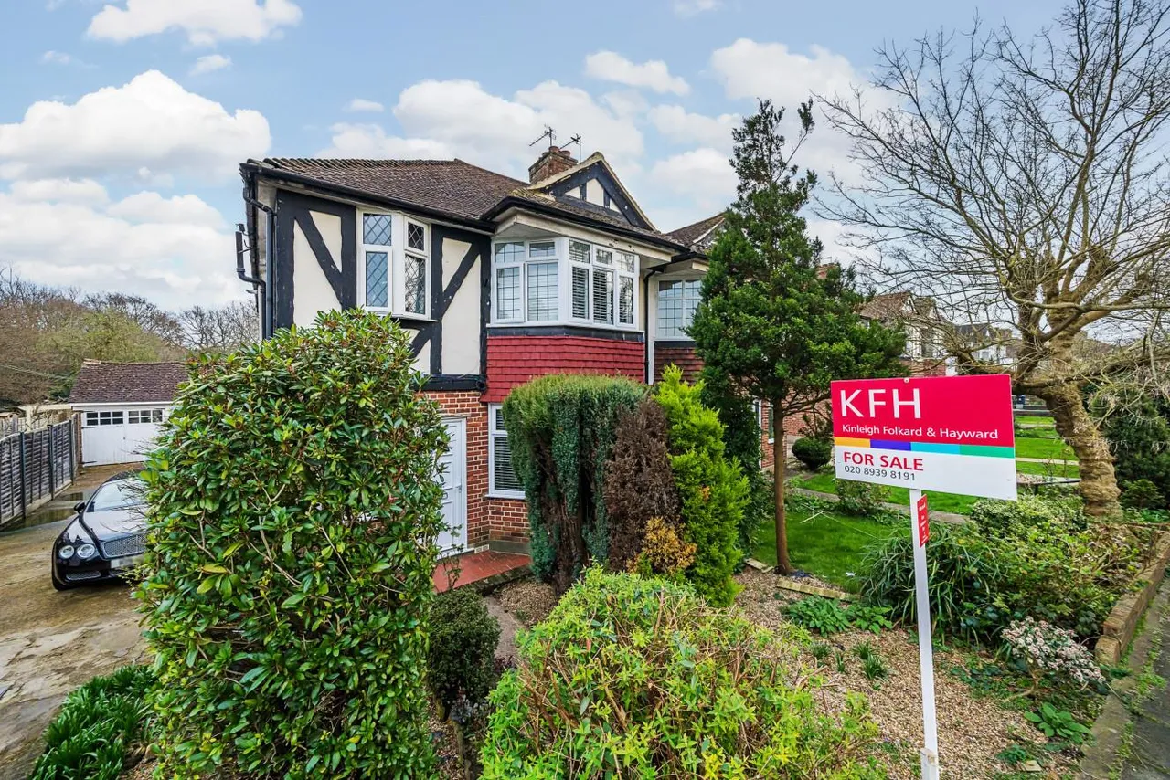 Vale Crescent, Kingston Vale, London, SW15, photo 2