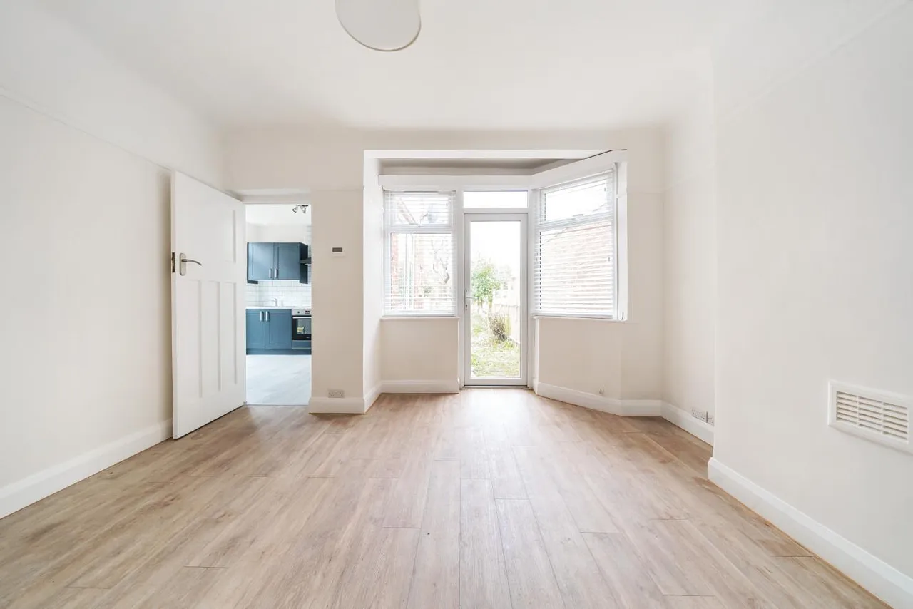 Vale Crescent, Kingston Vale, London, SW15, photo 11