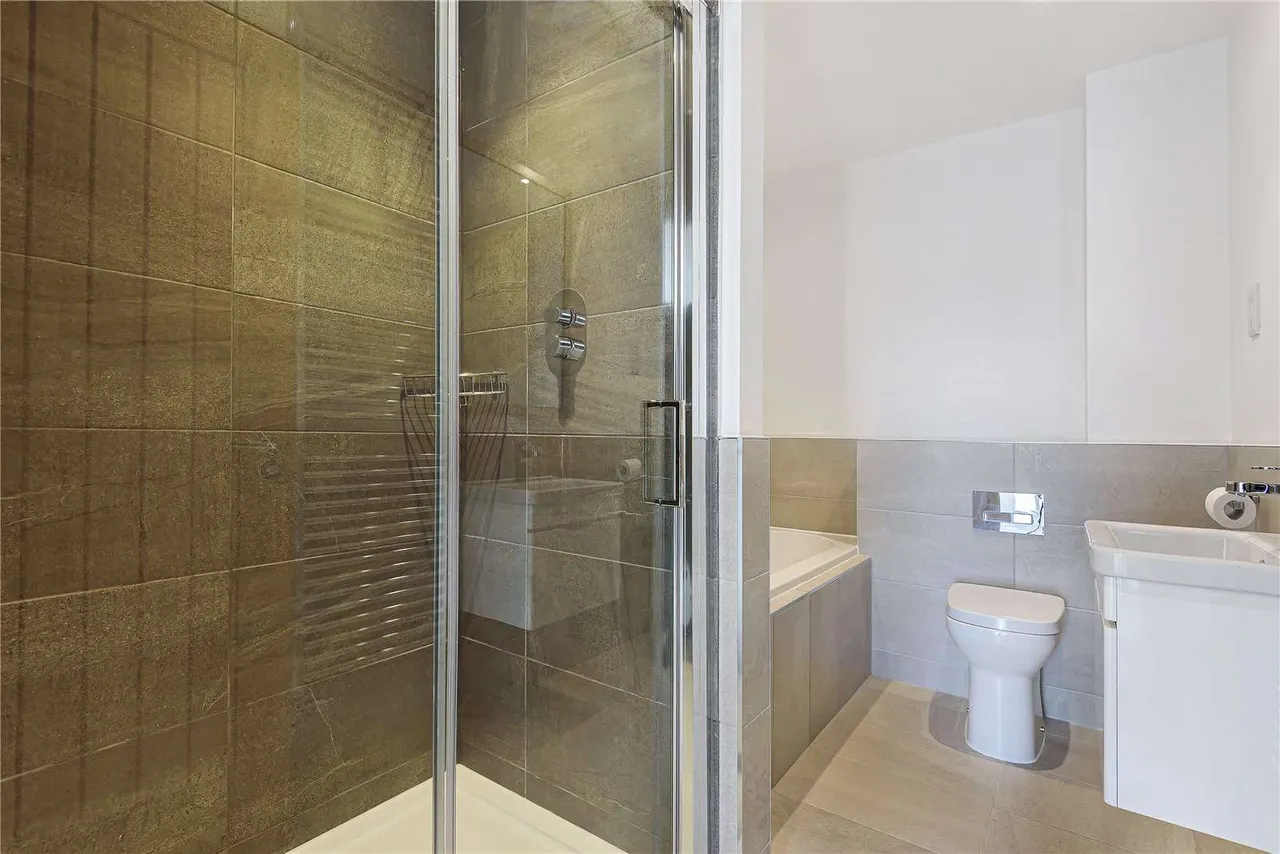 Bantam Mead, Stansted, Sevenoaks, Kent, TN15 7DU, photo 7