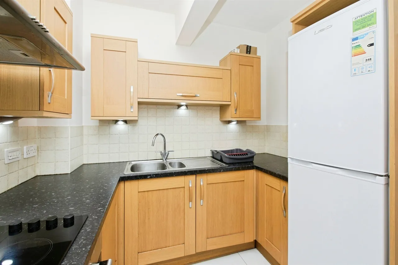 St. Laurence Gardens, Belper, DE56, photo 6