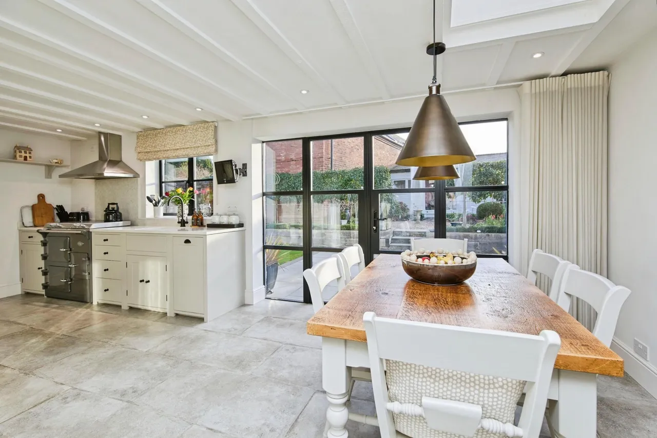 Manor Road, Kings Bromley, DE13, photo 6