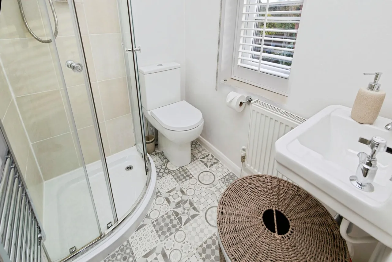 Manor Road, Kings Bromley, DE13, photo 14