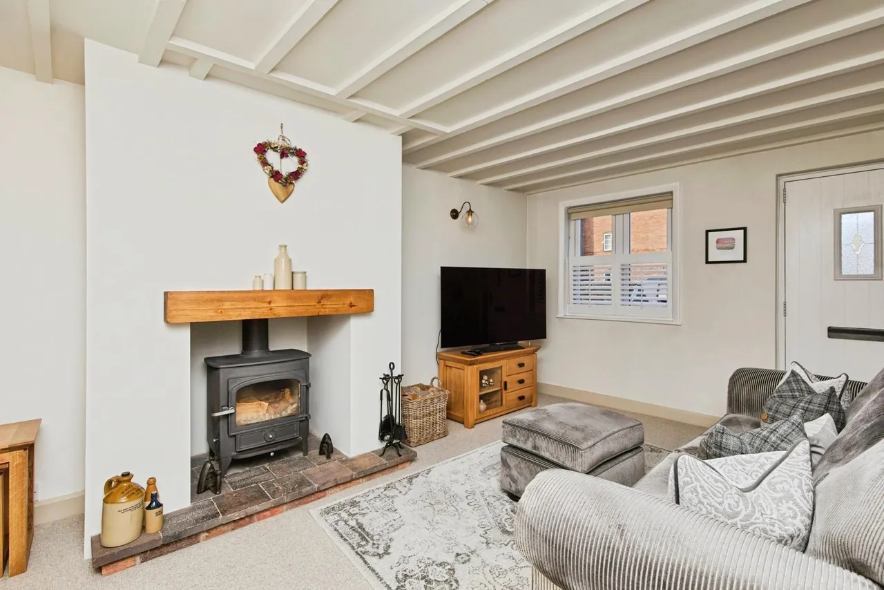Manor Road, Kings Bromley, DE13, photo 2