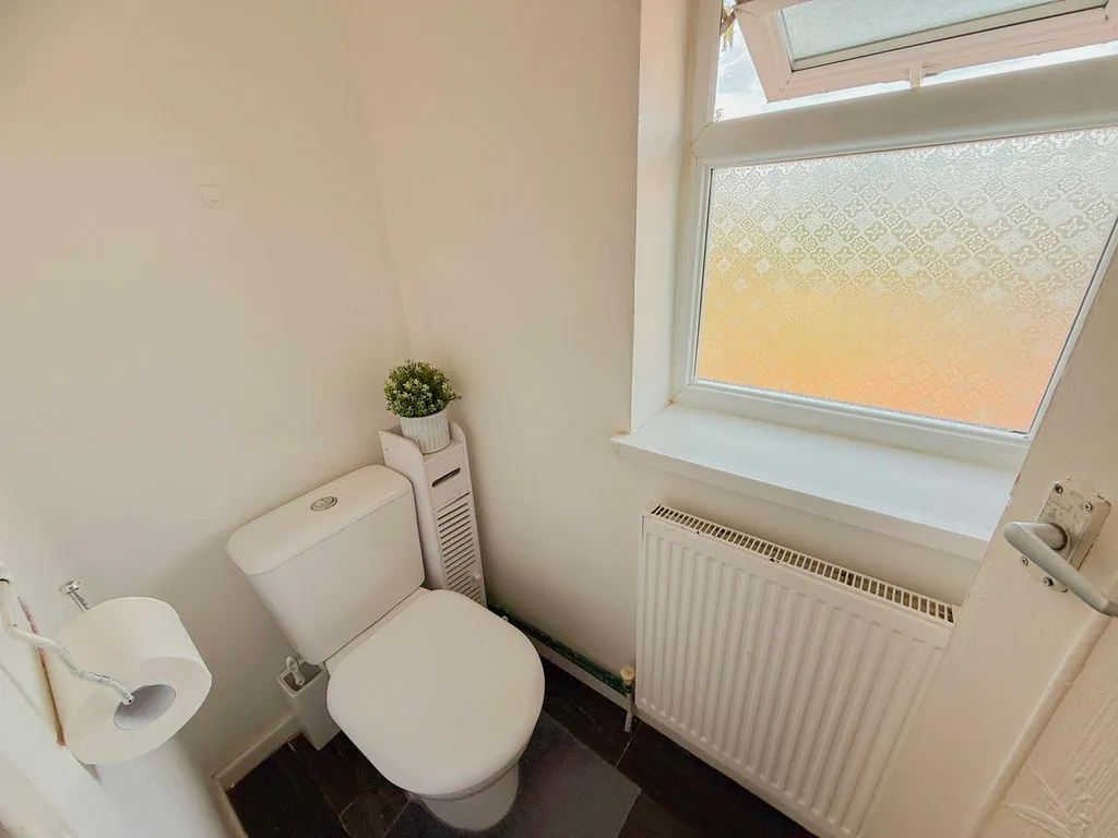 Yenton Grove, Erdington, B24, photo 27