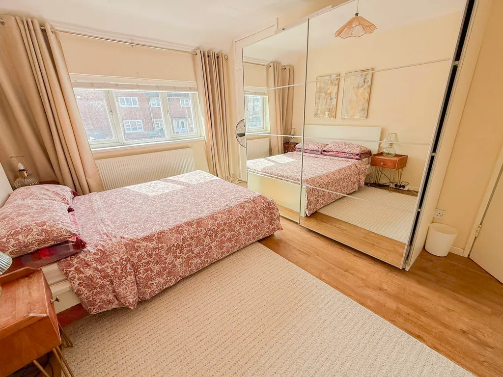 Yenton Grove, Erdington, B24, photo 8