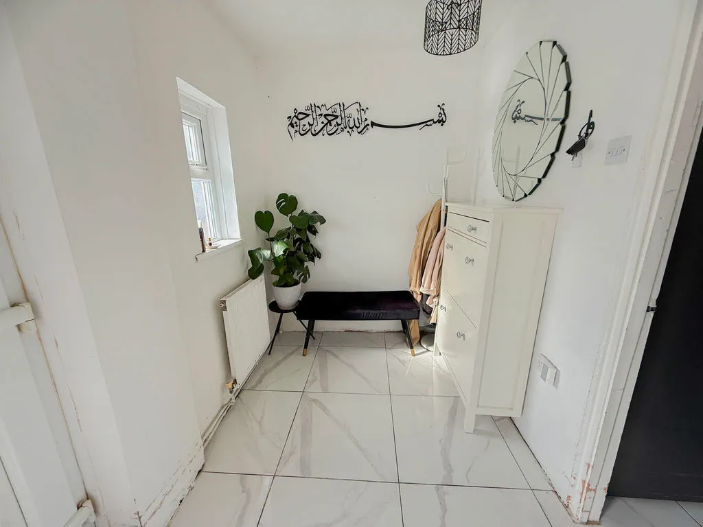 Yenton Grove, Erdington, B24, photo 12