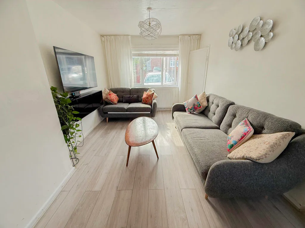 Yenton Grove, Erdington, B24, photo 14