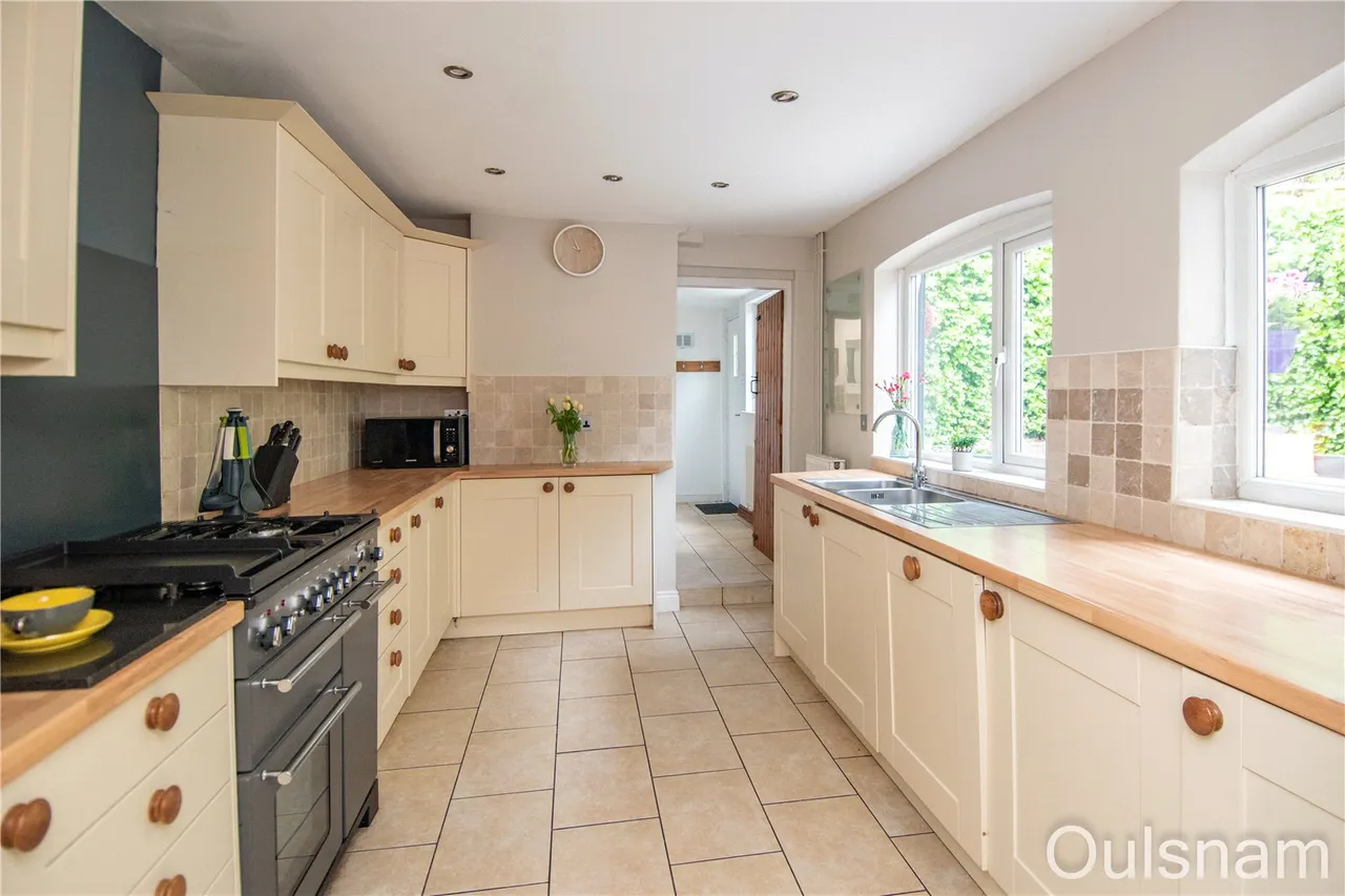 Leach Green Lane, Rednal, Birmingham, West Midlands, B45 8DX, photo 8